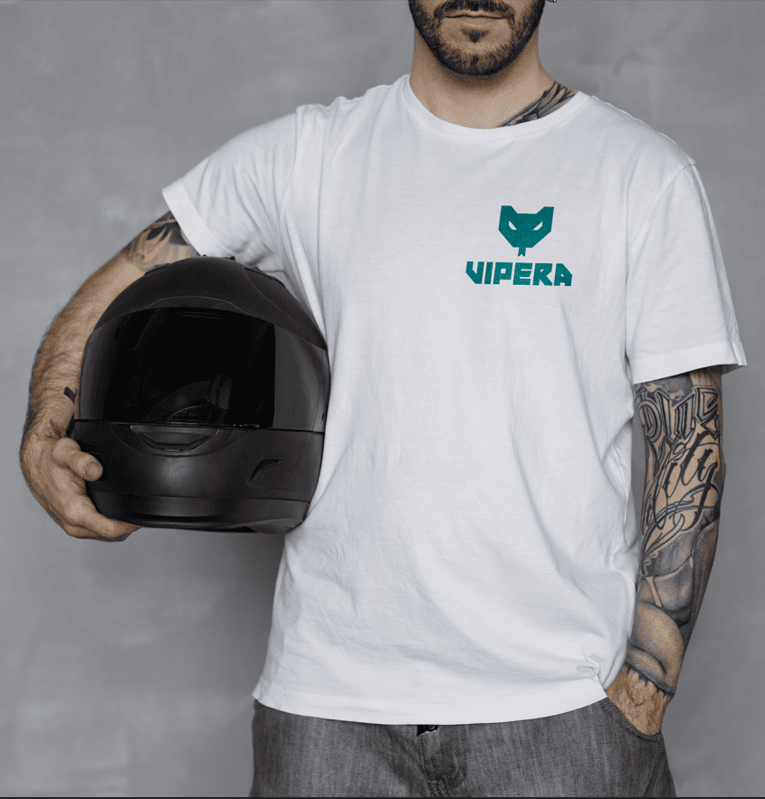 Camiseta con logotipo de Vipera